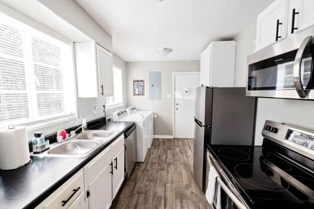 E, Memphis Home 5 Min From I240W ภายนอก รูปภาพ