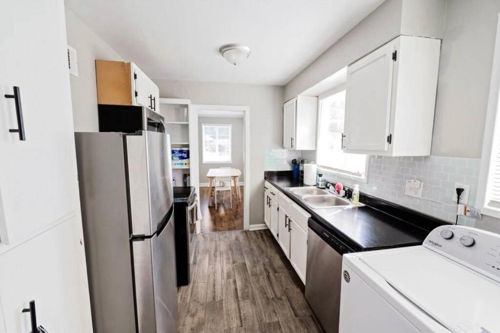 E, Memphis Home 5 Min From I240W ภายนอก รูปภาพ